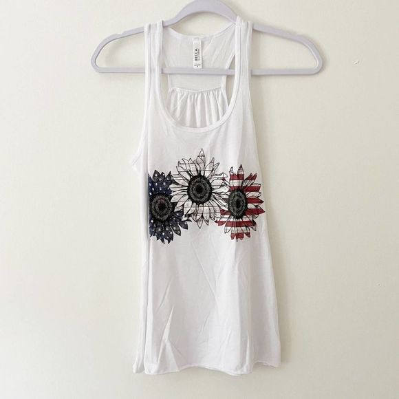 Red, White, & Blue Pallet Daisy Racerback Tank, Sz Small - Picture 3 of 8
